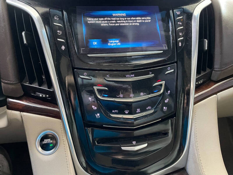 2015 Cadillac Escalade Luxury