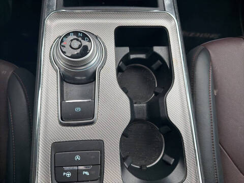 2021 Ford Edge Titanium