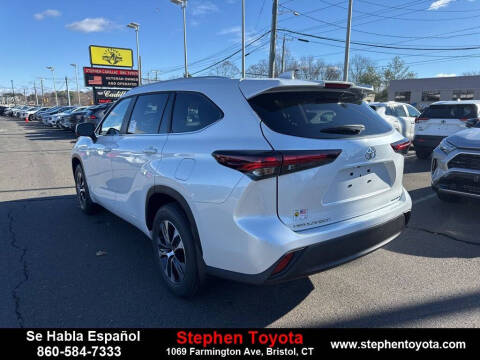 2026 Toyota Highlander XLE