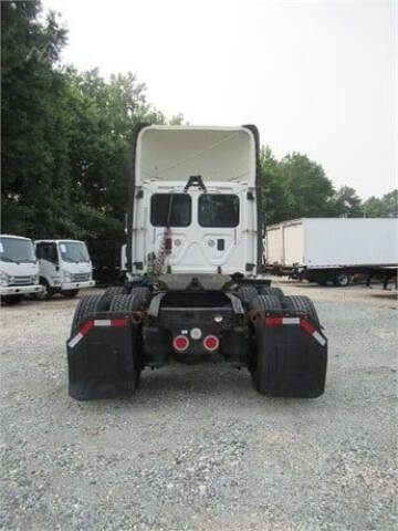2014 Freightliner Cascadia