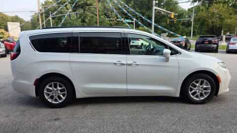 2022 Chrysler Pacifica Touring L