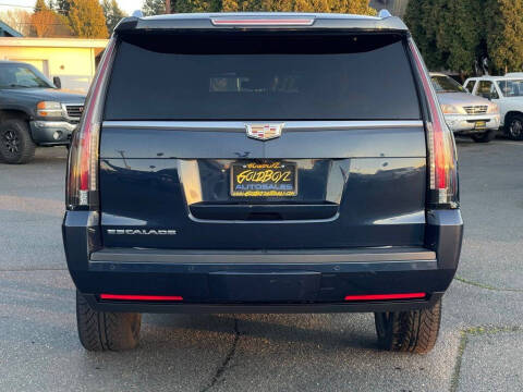 2017 Cadillac Escalade ESV Platinum