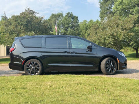 2020 Chrysler Pacifica Touring