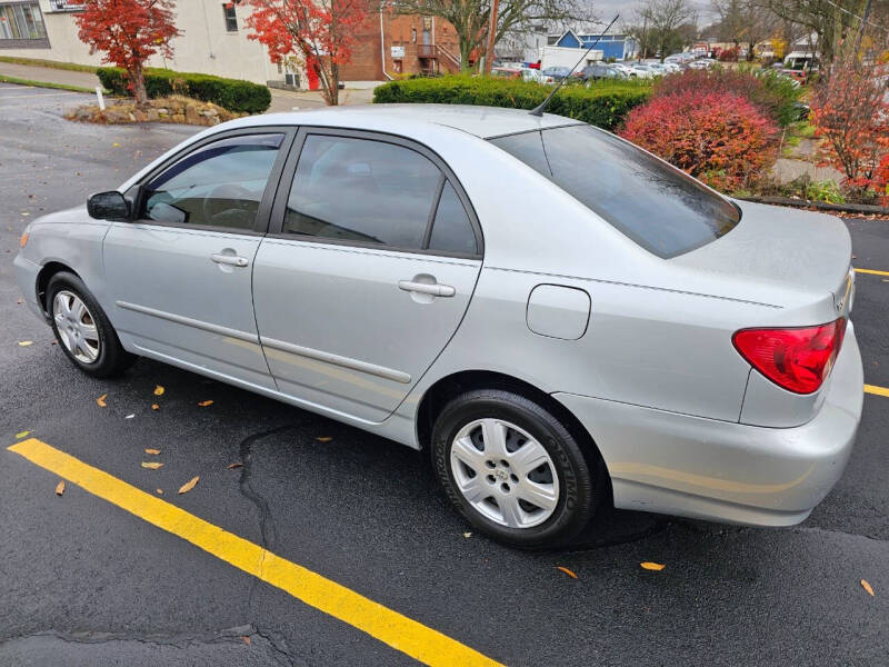 2006 Toyota Corolla LE photo 6