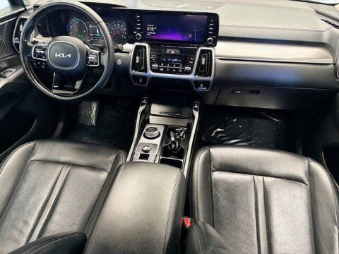 2023 Kia Sorento Hybrid EX