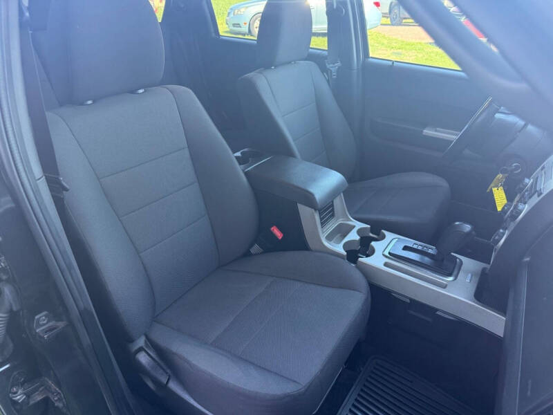 2011 Ford Escape XLT