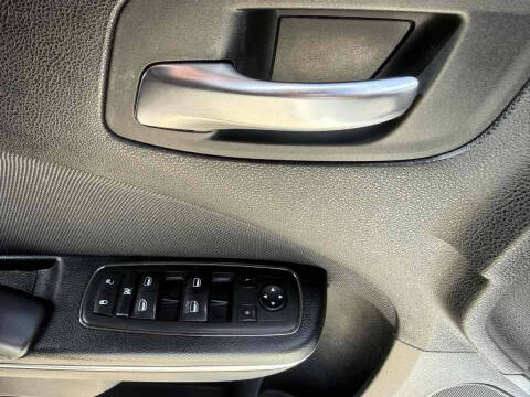 2015 Dodge Charger SE
