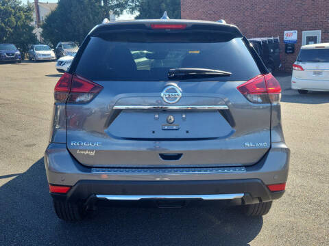 2020 Nissan Rogue SL