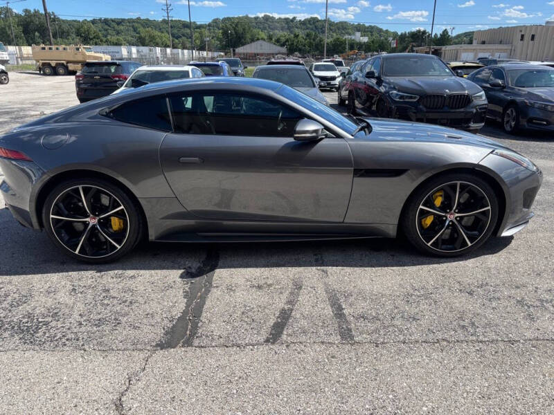 2017 Jaguar F-TYPE R