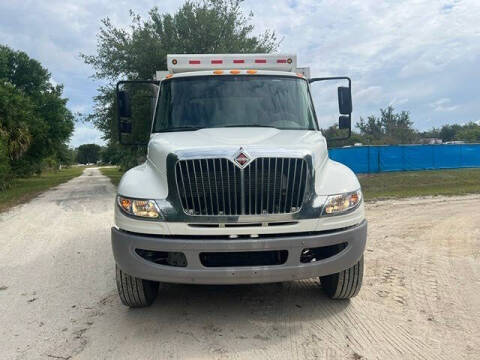 2016 International DuraStar 4300