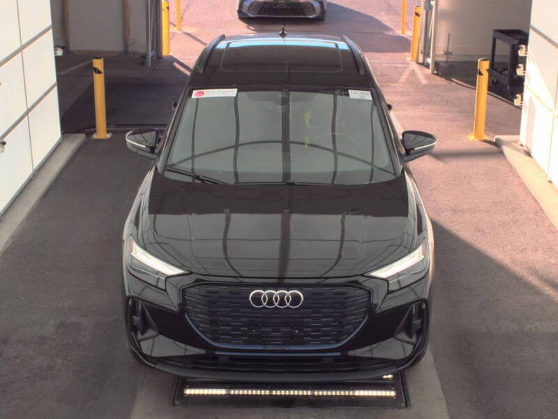 2024 Audi Q4 e-tron quattro Premium Plus 55