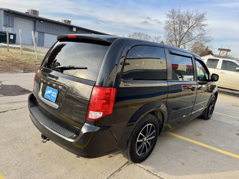 2016 Dodge Grand Caravan SXT Plus