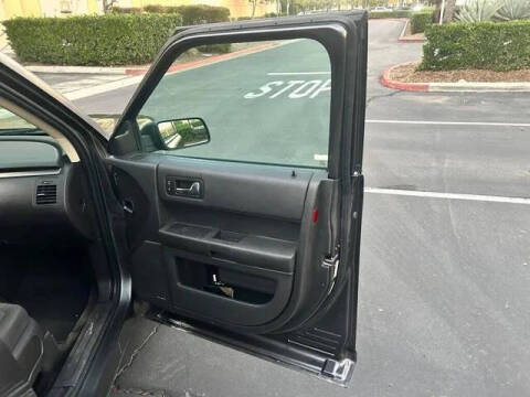 2017 Ford Flex SE