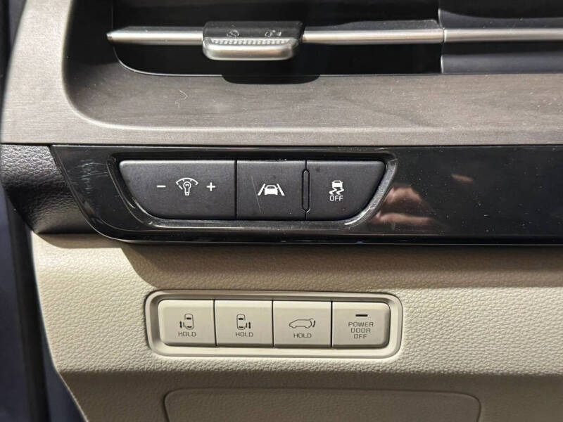 2022 Kia Carnival EX