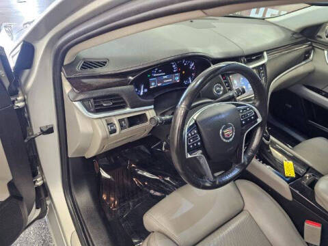 2013 Cadillac XTS Luxury Collection