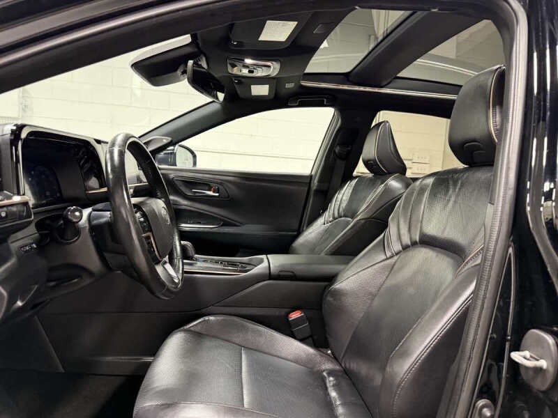 2023 Toyota Crown Limited