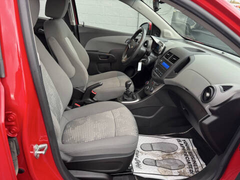2012 Chevrolet Sonic LS
