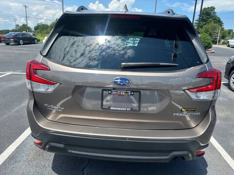2023 Subaru Forester Premium
