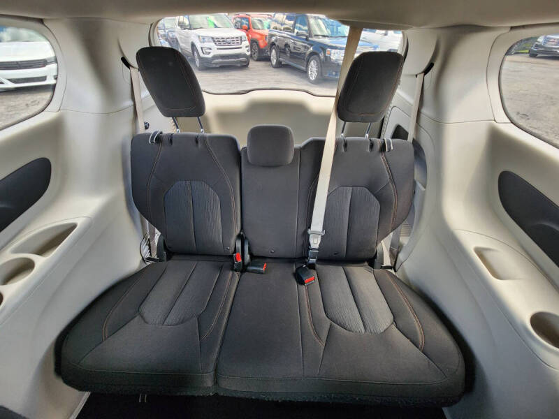 2017 Chrysler Pacifica Touring