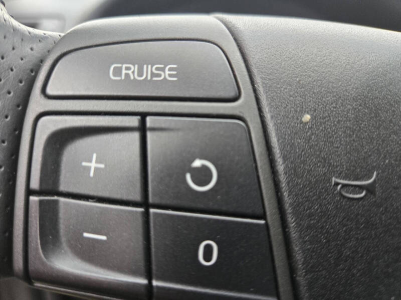 2011 Volvo C30 T5 R-Design