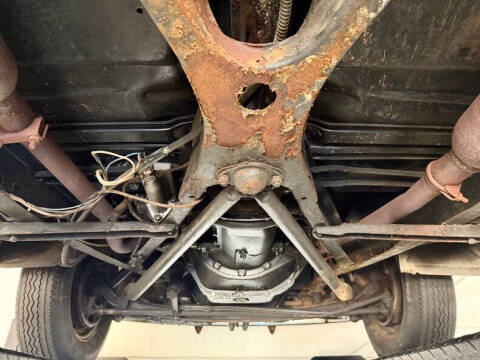 1948 Ford Super Deluxe