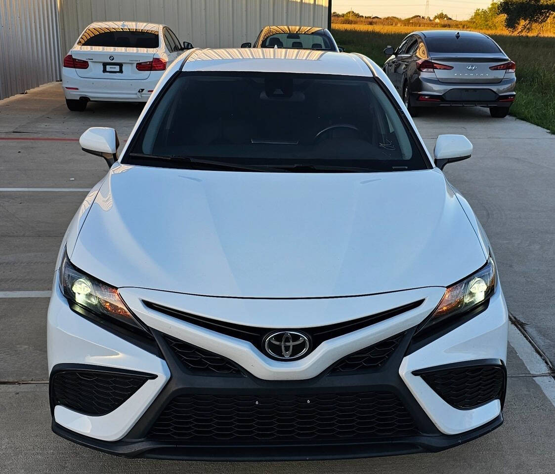 2021 Toyota Camry for sale at CAR MARKET AUTO GROUP in Sugar Land, TX