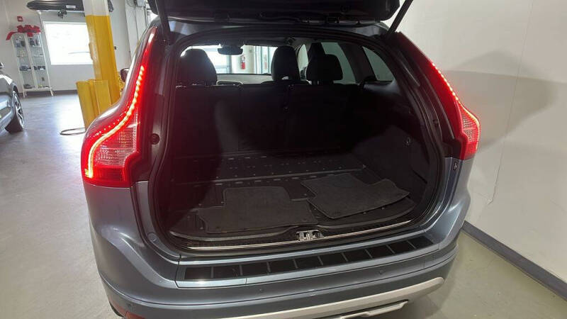 2017 Volvo XC60 T6 Dynamic