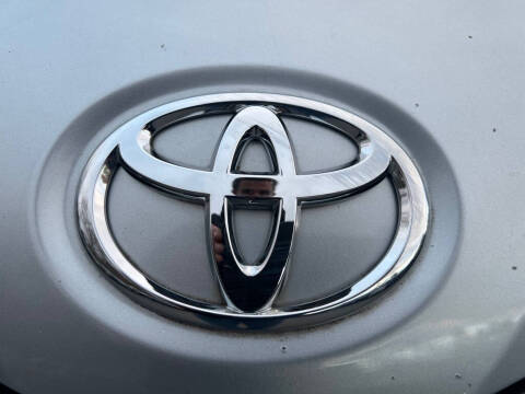 2013 Toyota Sienna LE 7-Passenger