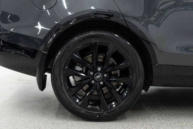 2023 Land Rover Discovery P300 S R-Dynamic