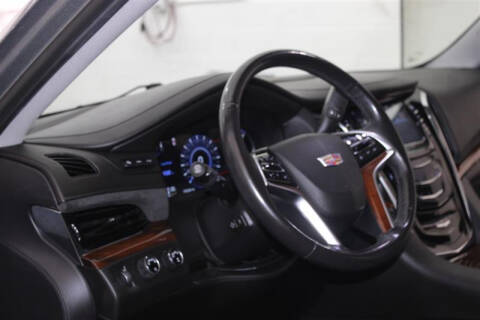 2018 Cadillac Escalade Luxury