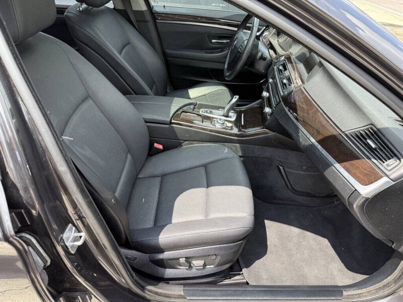 2013 BMW 5 Series 528i