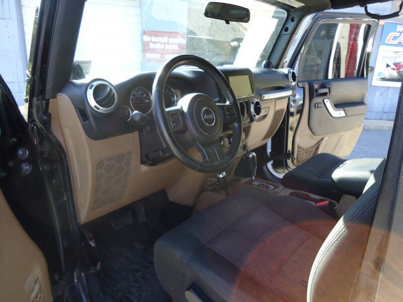 2012 Jeep Wrangler Sahara