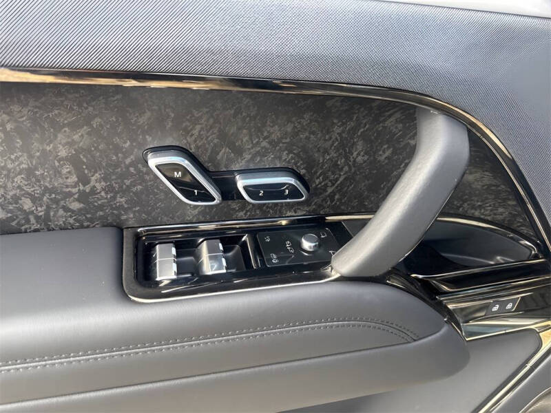 2025 Land Rover Range Rover Sport P635 SV Edition Two