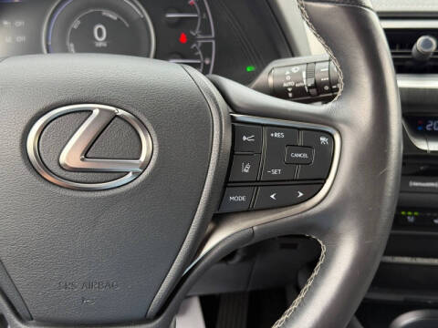 2020 Lexus UX 250h Luxury