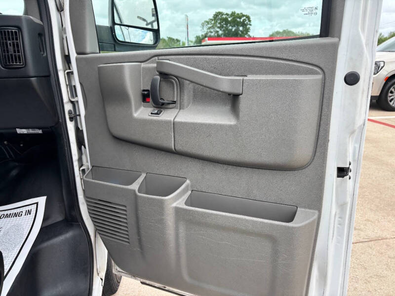 2017 Chevrolet Express 2500