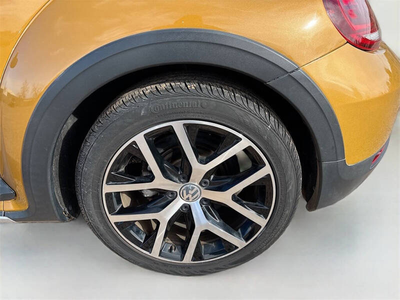 2017 Volkswagen Beetle 1.8T Dune