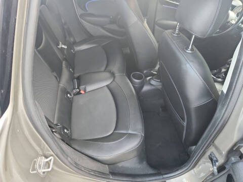 2016 MINI Hardtop 4 Door Cooper