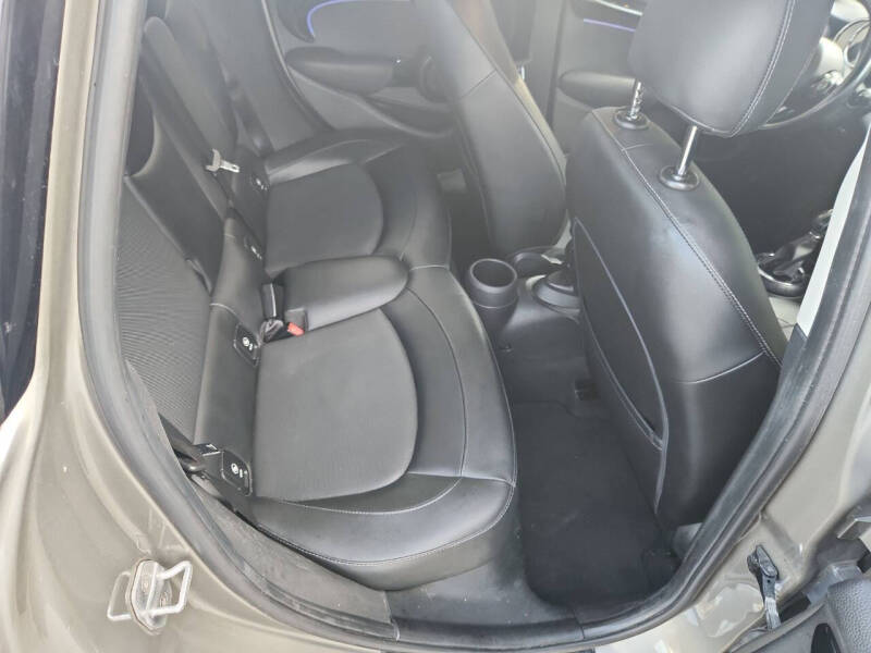 2016 MINI Hardtop 4 Door Cooper