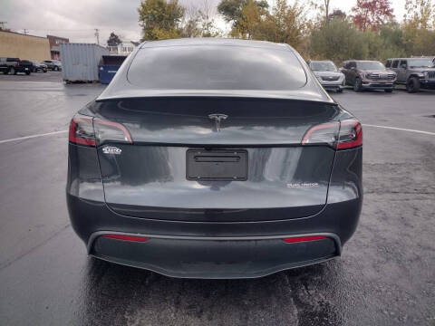 2025 Tesla Model Y Performance
