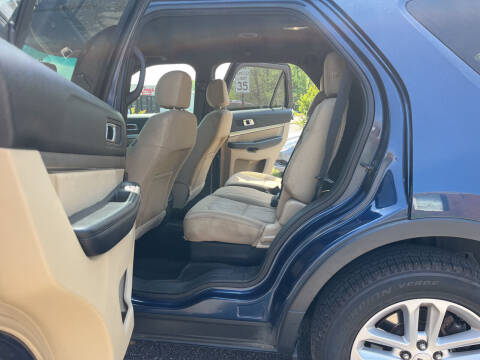 2016 Ford Explorer