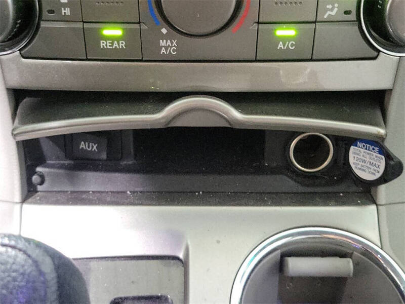 2012 Toyota Highlander SE