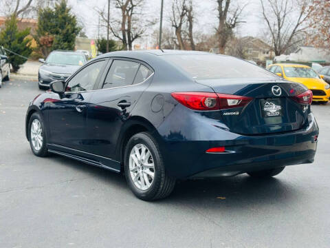 2017 Mazda MAZDA3 Sport