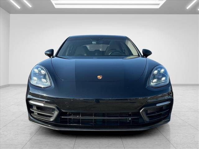 2022 Porsche Panamera