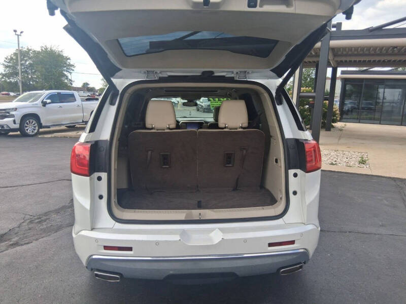 2017 GMC Acadia Denali