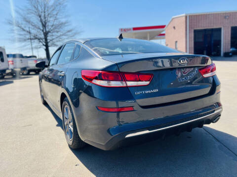 2020 Kia Optima LX