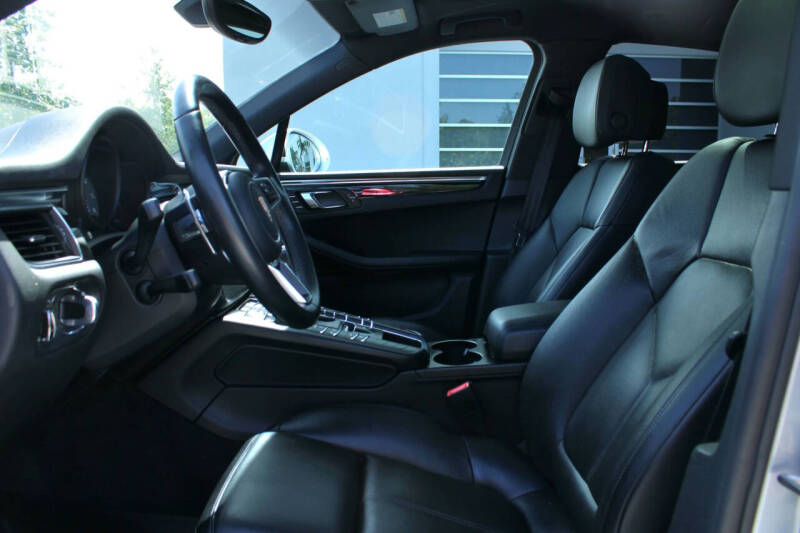 2016 Porsche Macan S