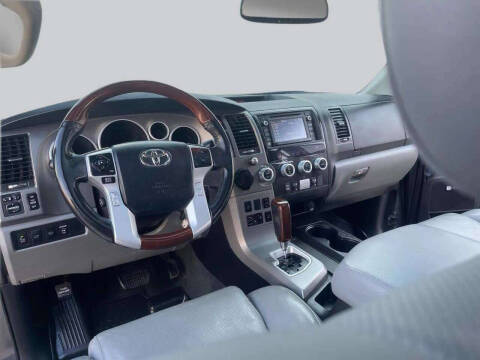 2017 Toyota Sequoia Platinum