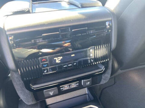 2025 Jeep Wagoneer Carbide