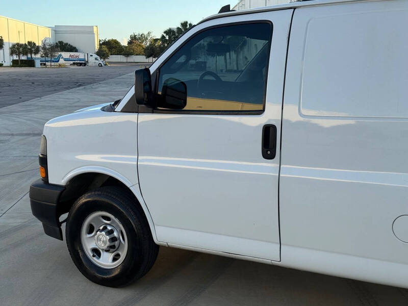 2019 Chevrolet Express 2500