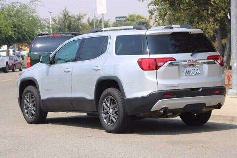 2017 GMC Acadia SLT-1